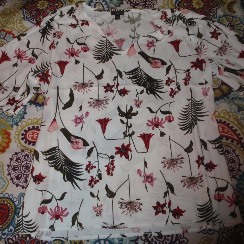 Ladies Ann Taylor Factory Blouse - Size L